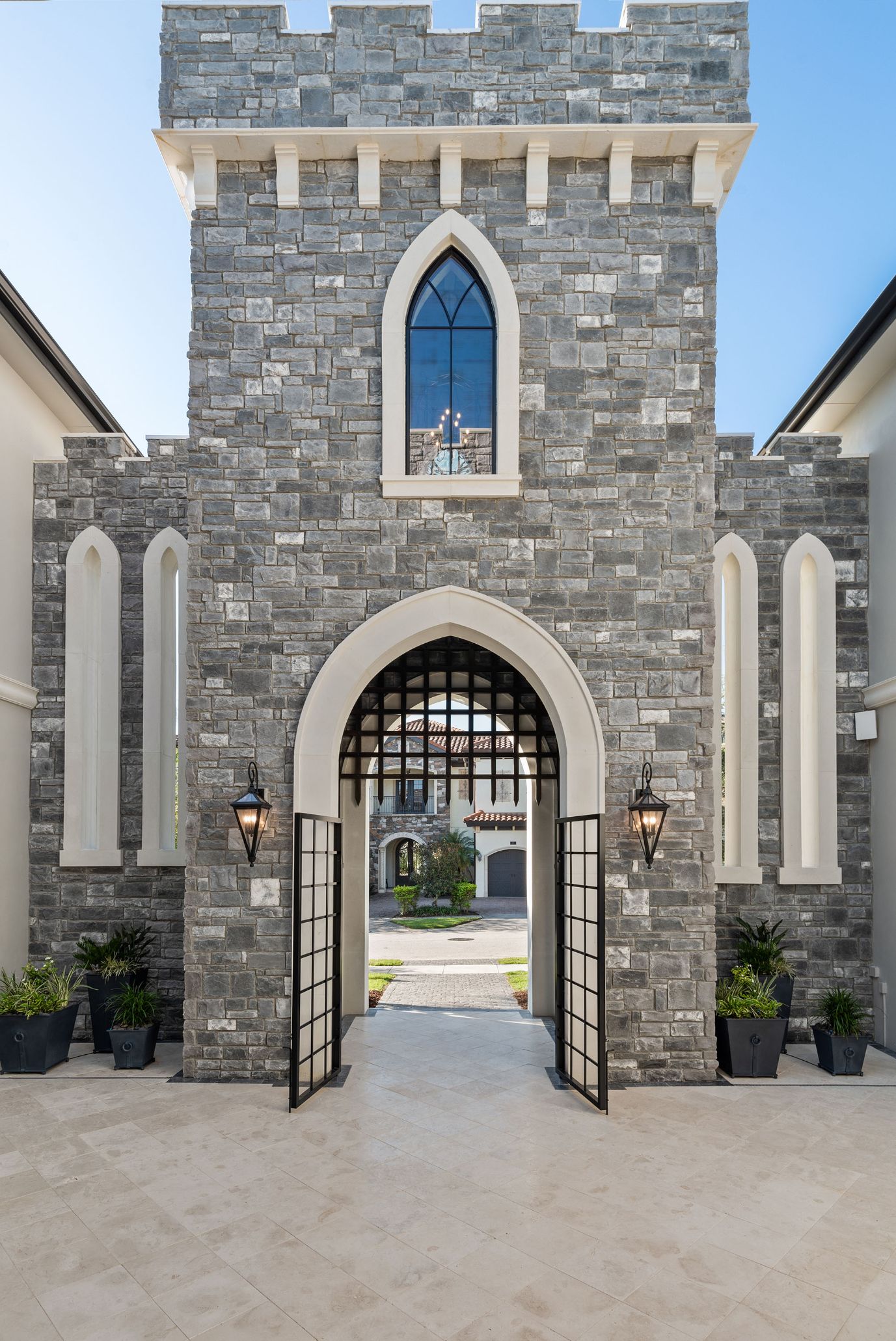 Reunion Castle Entrance