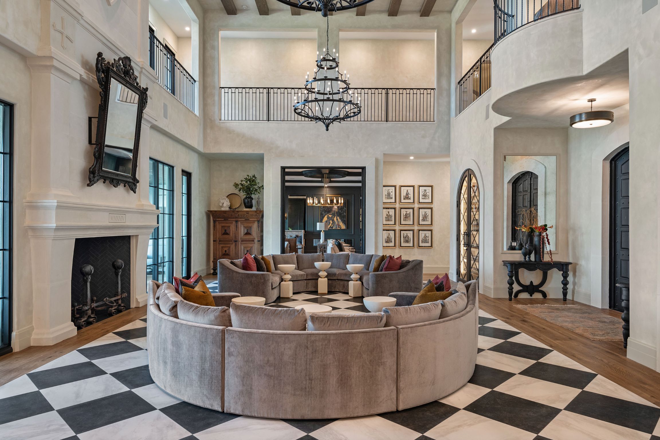 Reunion Castle Living Area